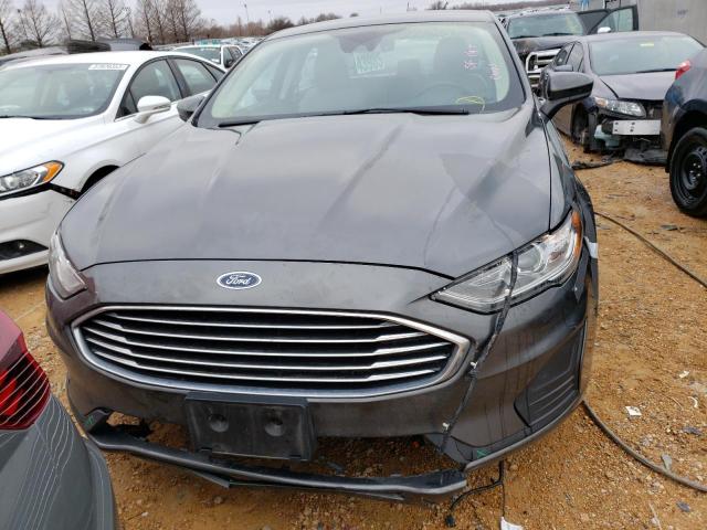 Photo 5 from auction – 2019 FORD FUSION S with VIN 3FA6P0G70KR283615