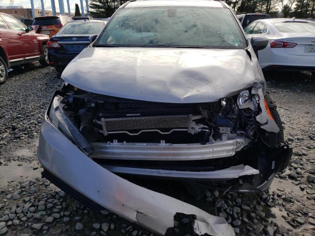 Photo 11 from auction – 2020 CHRYSLER VOYAGER LX with VIN 2C4RC1DG8LR264802