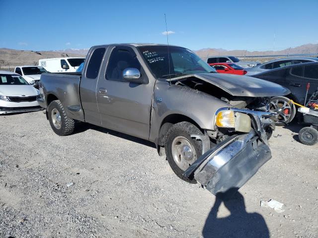 Photo 4 from auction – 2001 FORD F150 with VIN 1FTRX07W11KC60572