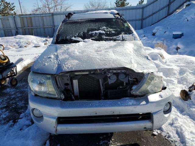 Photo 5 from auction – 2011 TOYOTA TACOMA DOU with VIN 3TMLU4EN7BM065263