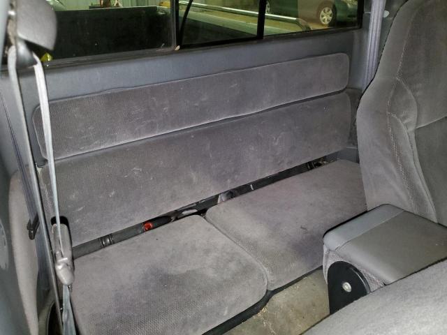 Photo 10 from auction – 2000 DODGE DAKOTA with VIN 1B7GL22XXYS726993