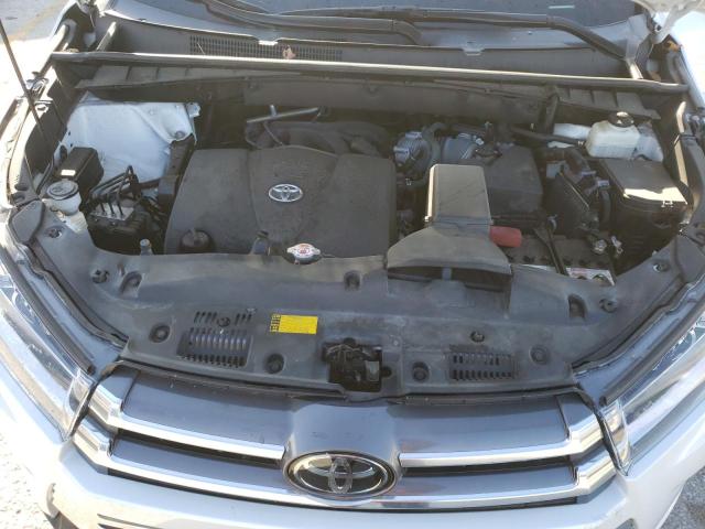 Photo 12 from auction – 2018 TOYOTA HIGHLANDER with VIN 5TDDZRFH9JS909054