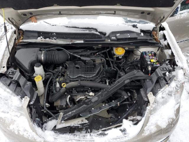 Photo 12 from auction – 2015 CHRYSLER TOWN & COU with VIN 2C4RC1CG8FR572462