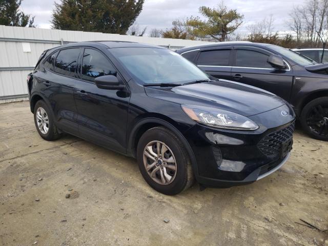 Photo 4 from auction – 2022 FORD ESCAPE S with VIN 1FMCU0F60NUA42287