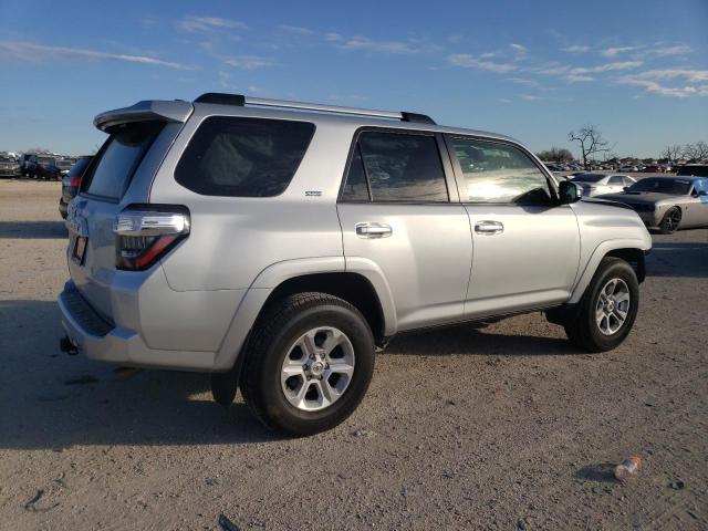 Photo 3 from auction – 2021 TOYOTA 4RUNNER SR with VIN JTEEU5JR1M5230056