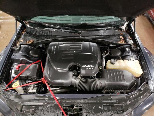 Photo 11 from auction – 2018 CHRYSLER 300 S with VIN 2C3CCAGG6JH160642