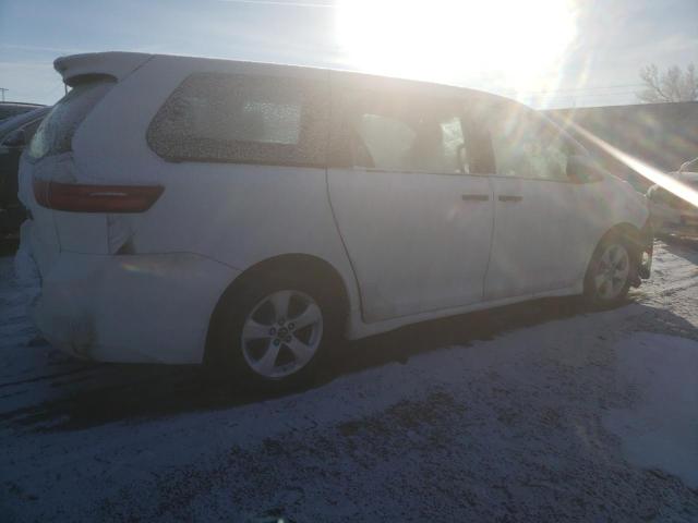 Photo 3 from auction – 2018 TOYOTA SIENNA L with VIN 5TDZZ3DCXJS930425