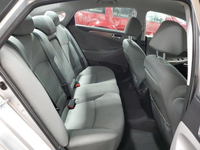 Photo 10 from auction – 2012 HYUNDAI SONATA HYB with VIN KMHEC4A47CA035117