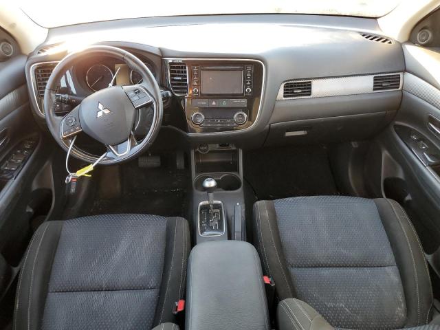 Photo 8 from auction – 2016 MITSUBISHI OUTLANDER with VIN JA4AD3A31GZ027369