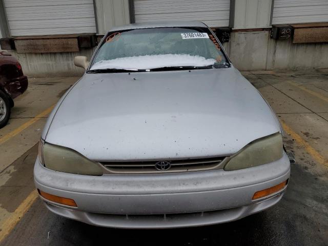 Photo 5 from auction – 1995 TOYOTA CAMRY LE with VIN 4T1SK12E2SU515011