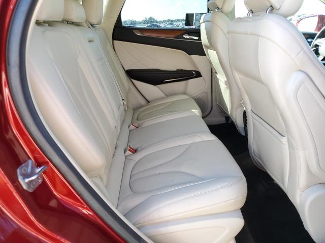 Photo 11 from auction – 2016 LINCOLN MKC RESERV with VIN 5LMCJ3C96GUJ05532