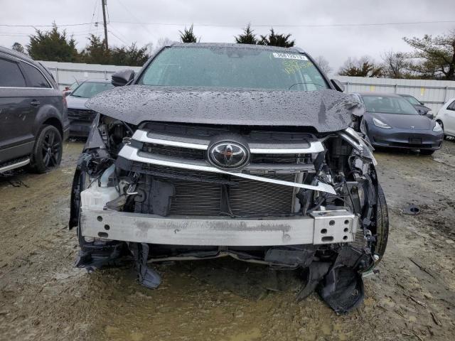 Photo 5 from auction – 2018 TOYOTA HIGHLANDER with VIN 5TDJZRFH6JS558753
