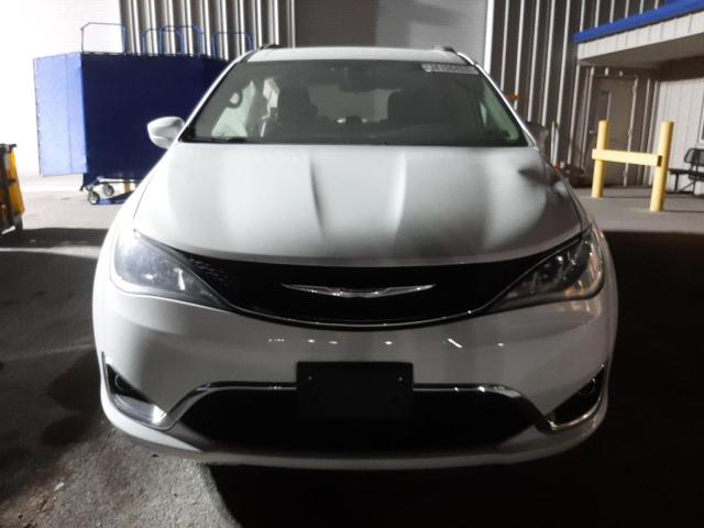 Photo 5 from auction – 2017 CHRYSLER PACIFICA T with VIN 2C4RC1BG1HR539890