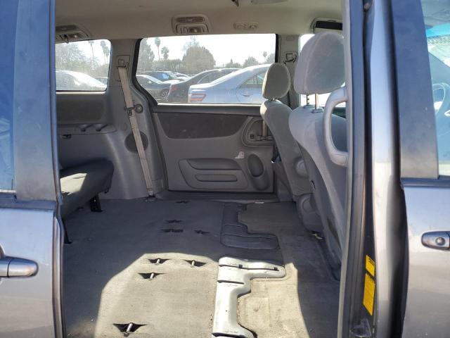 Photo 11 from auction – 2004 TOYOTA SIENNA CE with VIN 5TDZA23C94S100476
