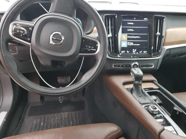 Photo 8 from auction – 2018 VOLVO S90 T6 INS with VIN LVY992MLXJP008928