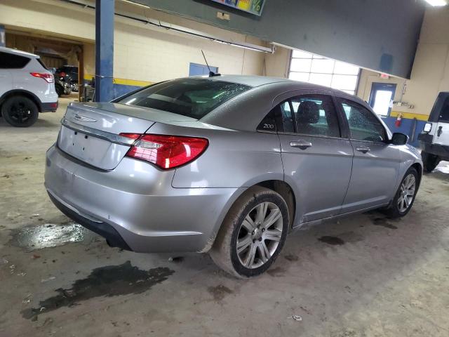 Photo 3 from auction – 2013 CHRYSLER 200 LX with VIN 1C3CCBAB5DN640315