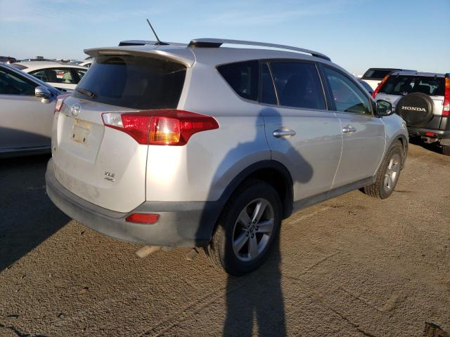 Photo 3 from auction – 2015 TOYOTA RAV4 XLE with VIN JTMRFREV8FJ019610