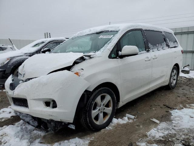 Photo 1 from auction – 2016 TOYOTA SIENNA LE with VIN 5TDKK3DC6GS719110