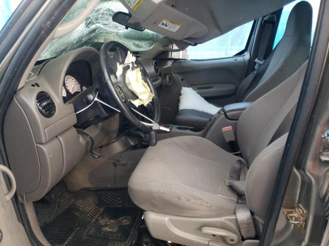 Photo 7 from auction – 2004 JEEP LIBERTY SP with VIN 1J4GL48K44W240930