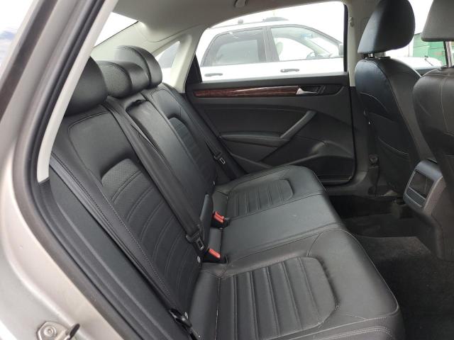 Photo 10 from auction – 2012 VOLKSWAGEN PASSAT SEL with VIN 1VWCH7A30CC032325