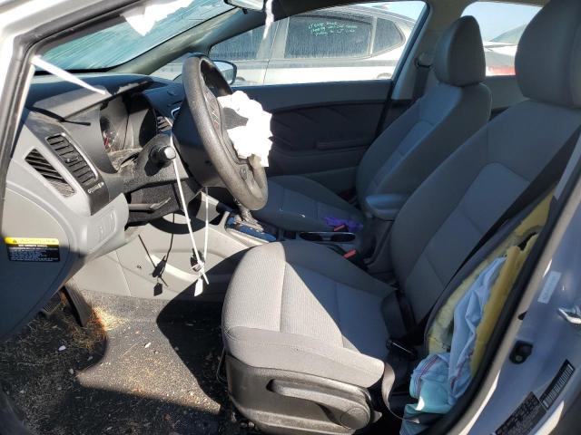 Photo 7 from auction – 2017 KIA FORTE LX with VIN 3KPFK4A7XHE152748
