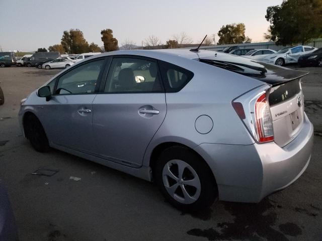 Photo 2 from auction – 2013 TOYOTA PRIUS with VIN JTDKN3DU7D5567307