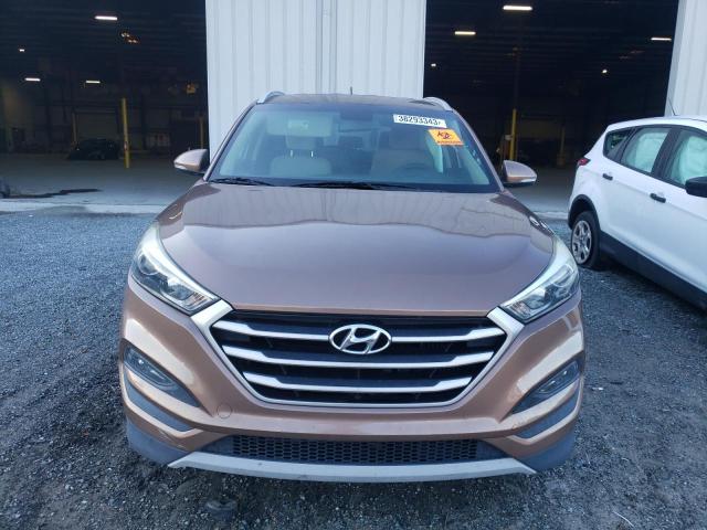 Photo 5 from auction – 2017 HYUNDAI TUCSON LIM with VIN KM8J33A22HU336763