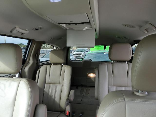 Photo 10 from auction – 2016 CHRYSLER TOWN & COU with VIN 2C4RC1BG9GR305866