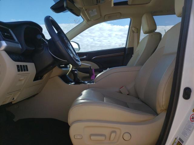 Photo 7 from auction – 2018 TOYOTA HIGHLANDER with VIN 5TDDZRFH9JS909054