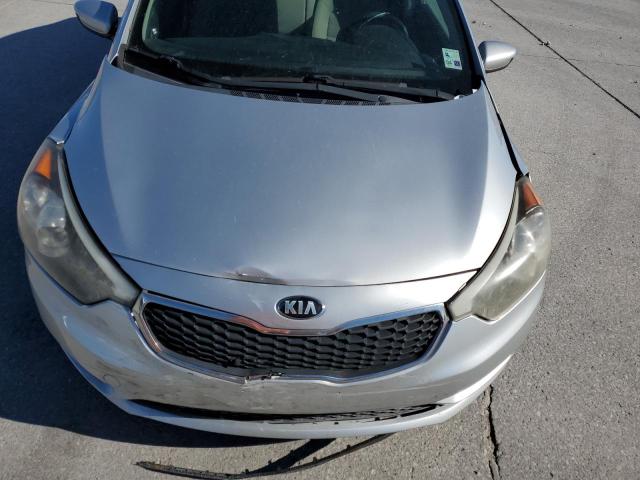 Photo 11 from auction – 2015 KIA FORTE with VIN KNAFK4A6XF5295230