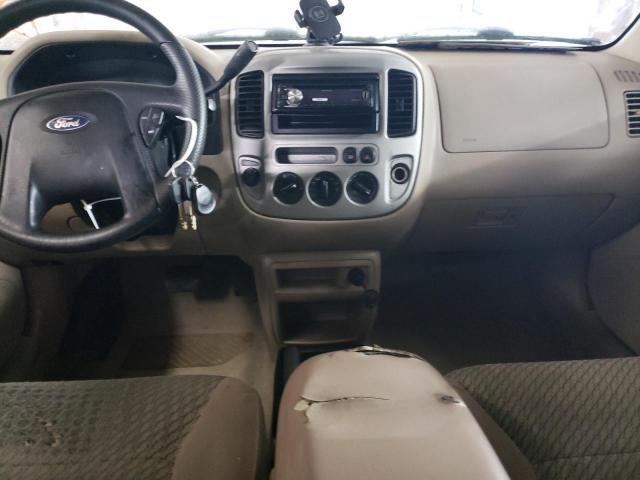Photo 8 from auction – 2003 FORD ESCAPE XLT with VIN 1FMYU93133KD18974