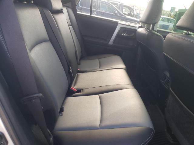 Photo 11 from auction – 2019 TOYOTA 4 RUNNER with VIN JTEBU5JR3K5694479