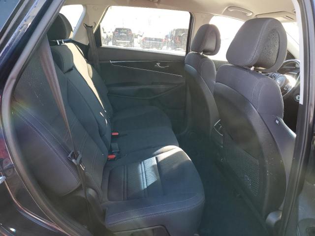 Photo 10 from auction – 2016 KIA SORENTO LX with VIN 5XYPGDA3XGG147828