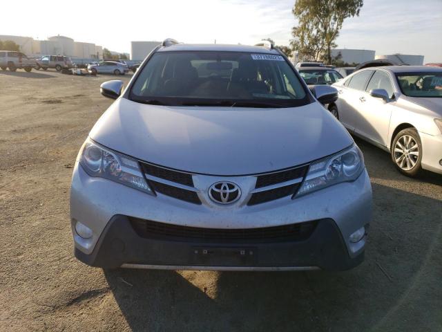 Photo 5 from auction – 2015 TOYOTA RAV4 XLE with VIN JTMRFREV8FJ019610