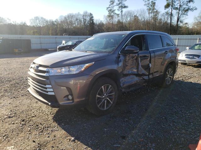 Photo 1 from auction – 2019 TOYOTA HIGHLANDER with VIN 5TDKZRFHXKS556686