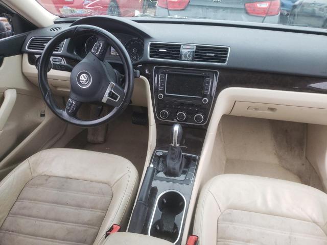 Photo 8 from auction – 2015 VOLKSWAGEN PASSAT SEL with VIN 1VWCT7A30FC013521