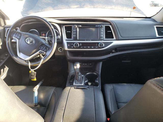 Photo 8 from auction – 2019 TOYOTA HIGHLANDER with VIN 5TDKZRFHXKS556686