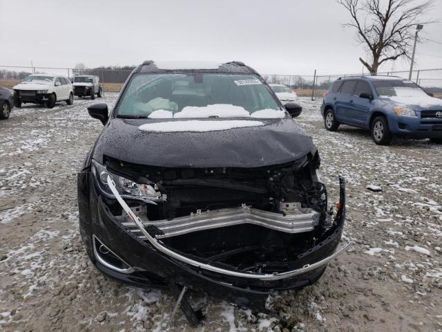 Photo 5 from auction – 2017 CHRYSLER PACIFICA T with VIN 2C4RC1BGXHR730241