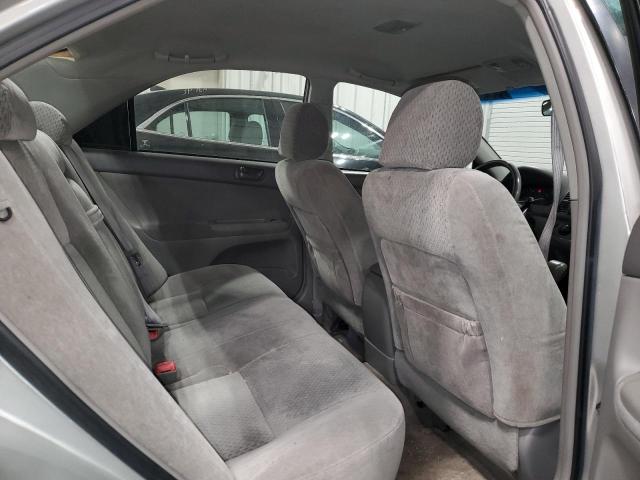 Photo 10 from auction – 2004 TOYOTA CAMRY LE with VIN 4T1BE32K84U358841
