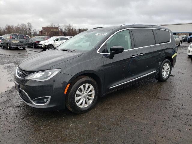CHRYSLER PACIFICA T 2018 with VIN 2C4RC1BG1JR322779 - Photo from auction