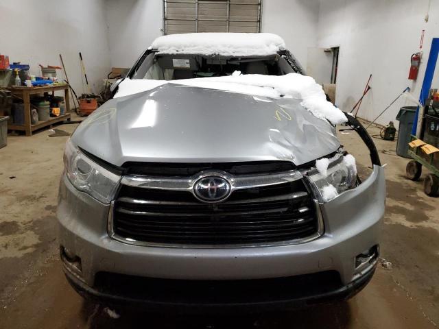 Photo 5 from auction – 2016 TOYOTA HIGHLANDER with VIN 5TDDKRFH6GS351290