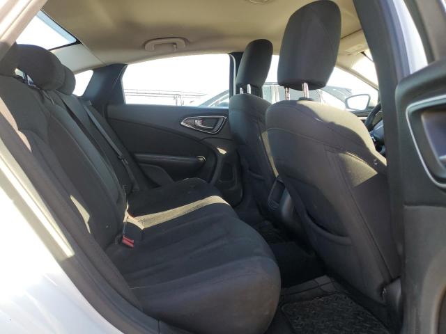 Photo 10 from auction – 2015 CHRYSLER 200 LIMITE with VIN 1C3CCCAB0FN742386