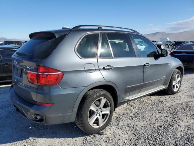 Photo 3 from auction – 2011 BMW X5 XDRIVE3 with VIN 5UXZW0C57BL661649