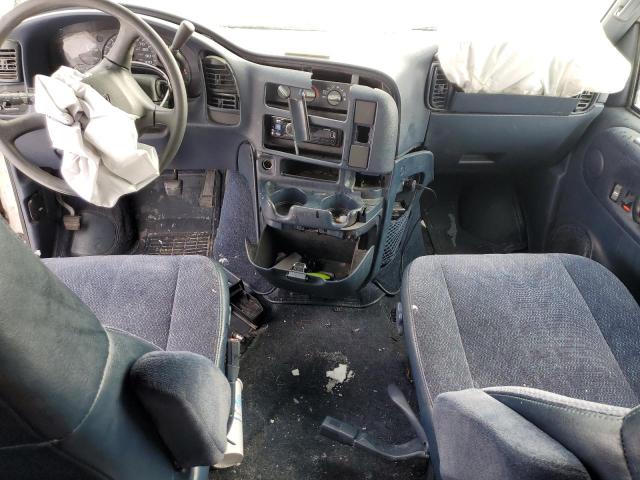 Photo 8 from auction – 1998 CHEVROLET ASTRO with VIN 1GNDM19W3WB158730