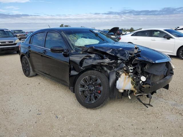 Photo 4 from auction – 2014 CHRYSLER 200 LX with VIN 1C3CCBAB6EN121789