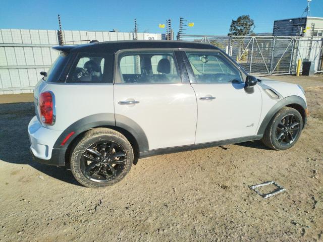 Photo 3 from auction – 2014 MINI COOPER S C with VIN WMWZC5C5XEWP40143
