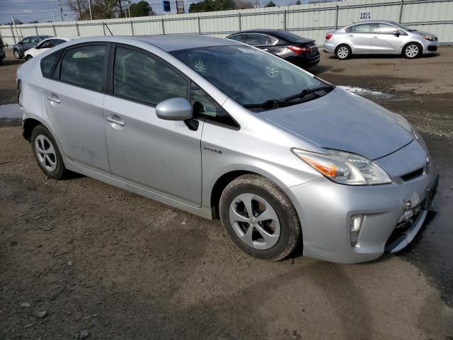 Photo 4 from auction – 2014 TOYOTA PRIUS with VIN JTDKN3DU3E0386963