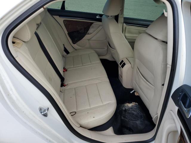 Photo 10 from auction – 2010 VOLKSWAGEN JETTA WOLF with VIN 3VWRJ7AJ3AM062914