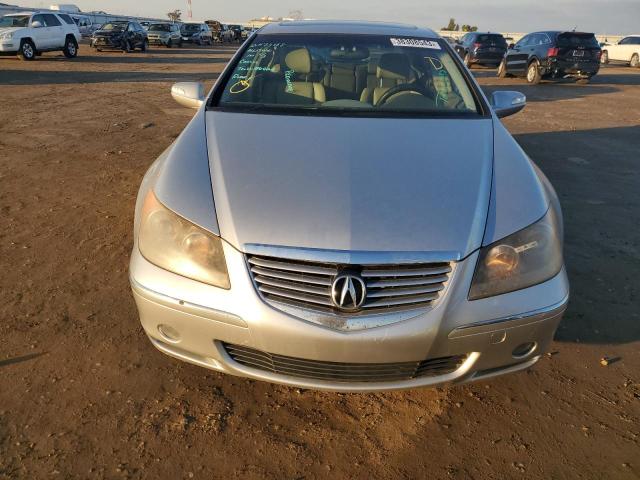 Photo 5 from auction – 2005 ACURA RL with VIN JH4KB165X5C013788