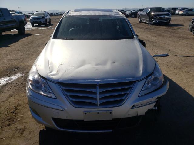 Photo 5 from auction – 2010 HYUNDAI GENESIS 4. with VIN KMHGC4DF3AU110980